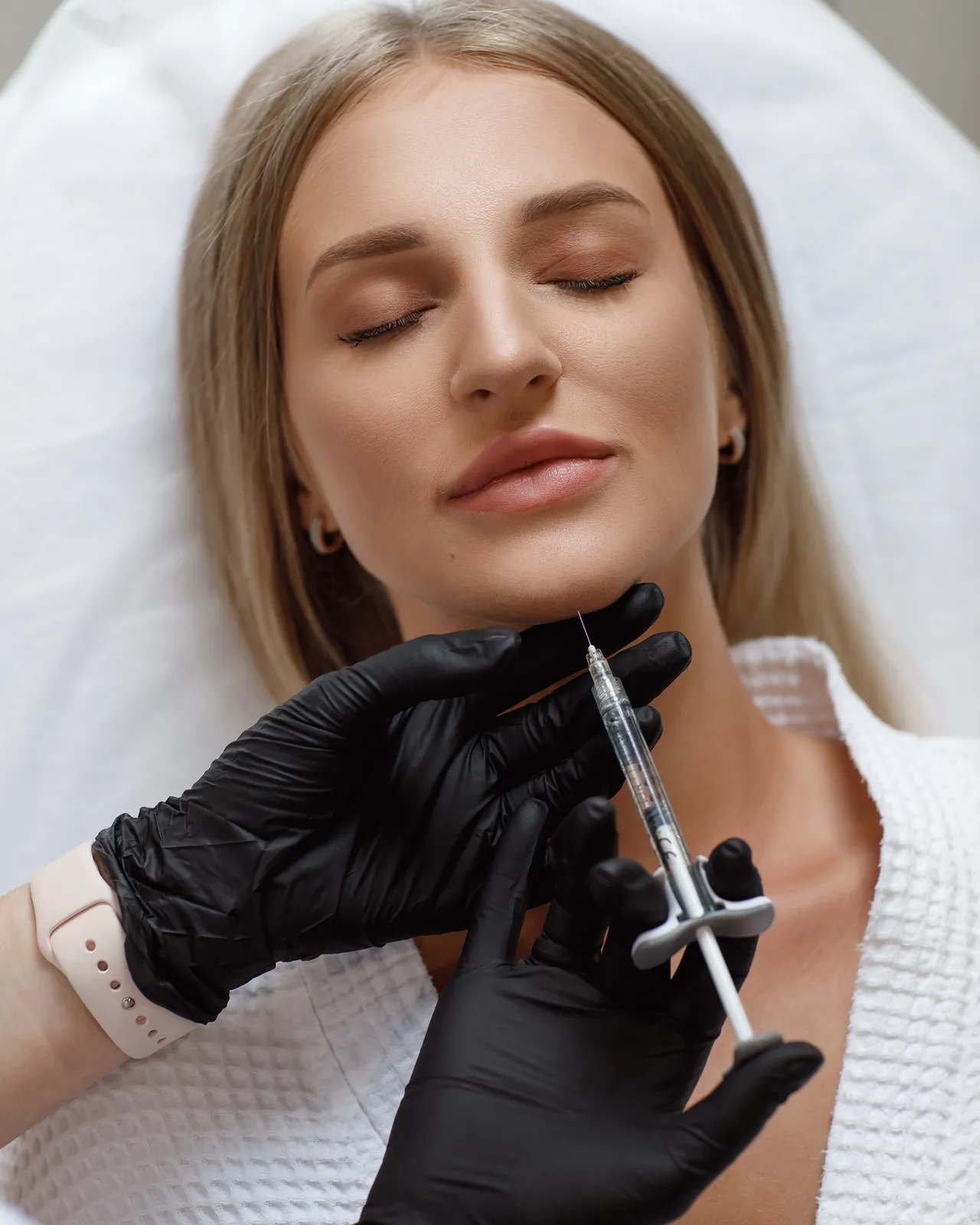 Injection in the chin area